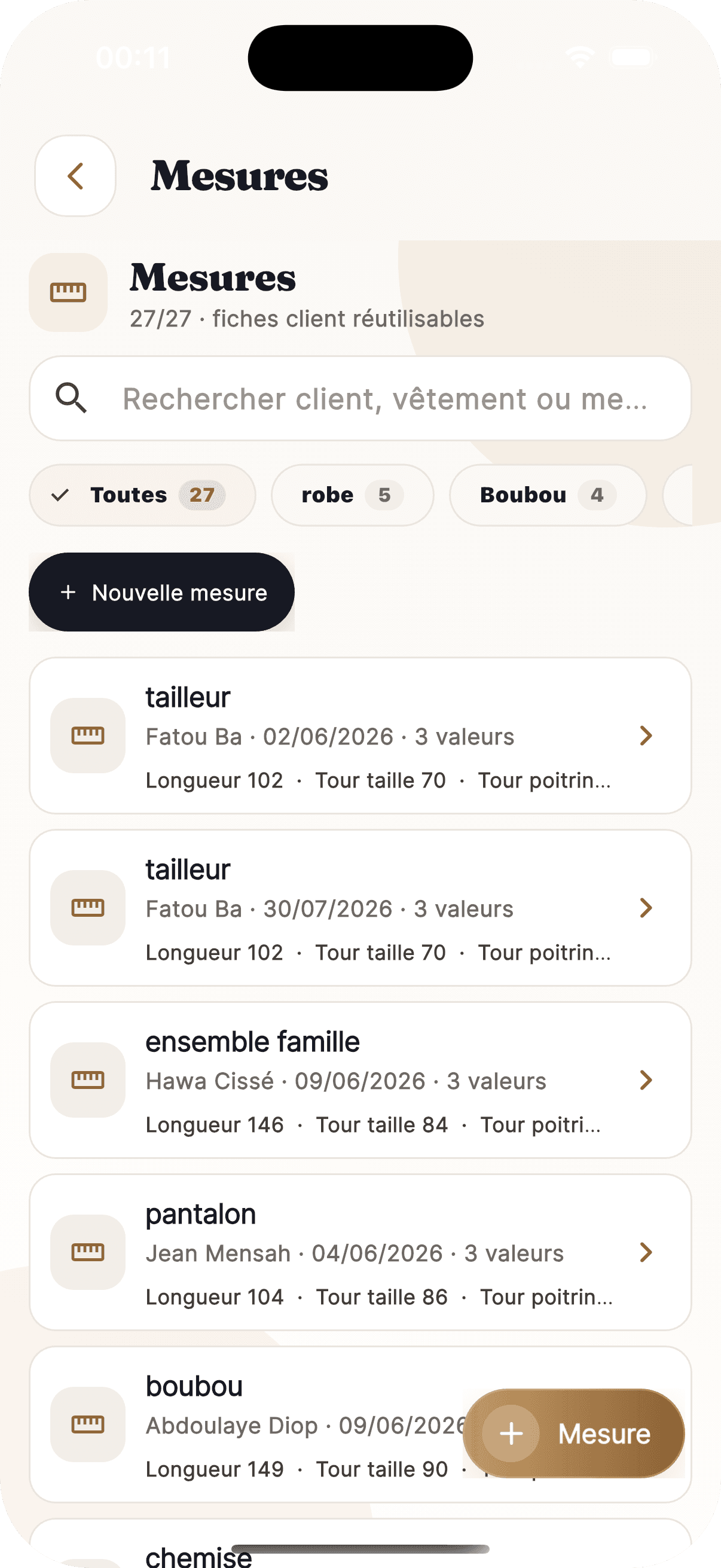Fiches de mesures couture sur l'application mobile CoutureSo : mensurations enregistrées par cliente